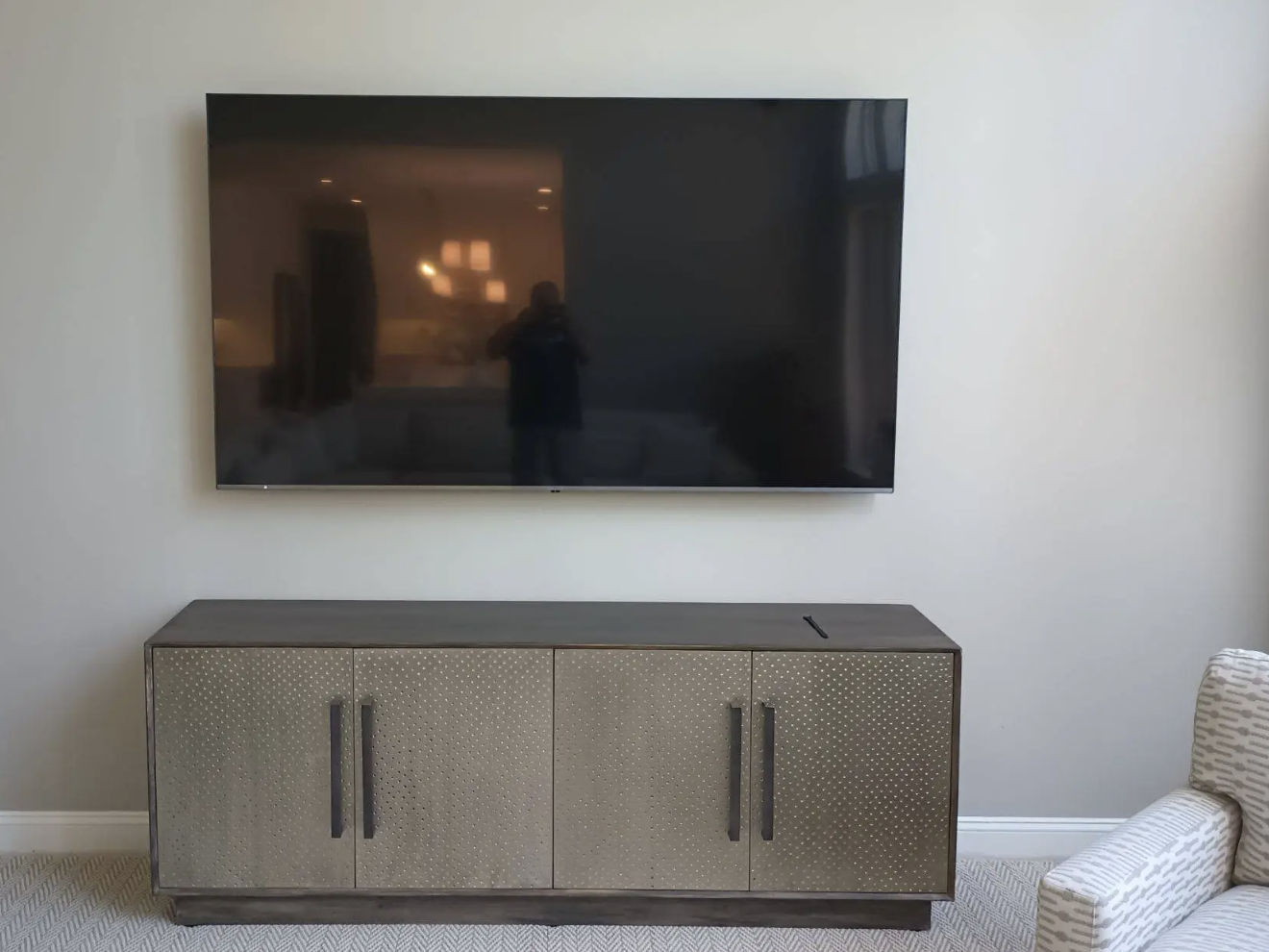 Geometric Modern Console